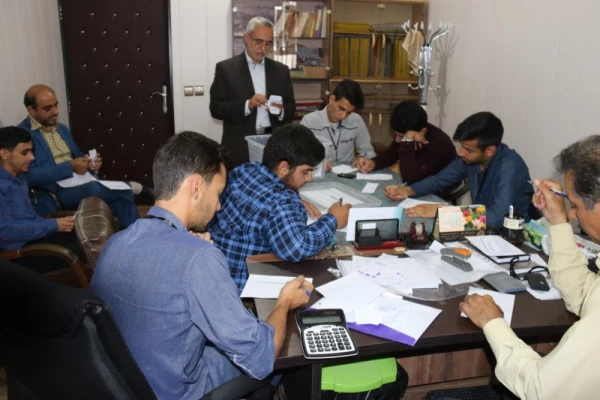 جلوه ای مهم از مشارکت دانشجو معلمان:

برگزاری انتخابات شورای صنفی دانشجومعلمان پردیس های دانشگاه فرهنگیان یزد
 10