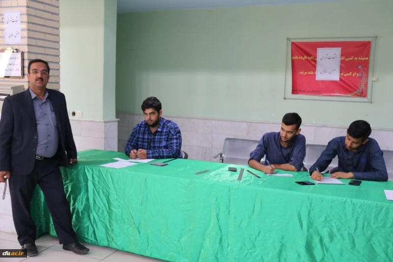 جلوه ای مهم از مشارکت دانشجو معلمان:

برگزاری انتخابات شورای صنفی دانشجومعلمان پردیس های دانشگاه فرهنگیان یزد
 17