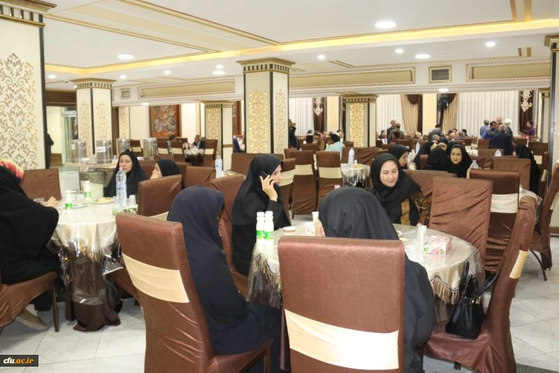 نشست صمیمانه پیشکسوتان، اساتید و کارکنان پردیس های استانی دانشگاه فرهنگیان یزد
 12