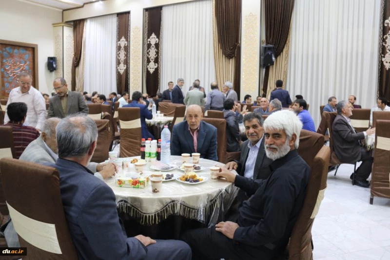 نشست صمیمانه پیشکسوتان، اساتید و کارکنان پردیس های استانی دانشگاه فرهنگیان یزد
 13