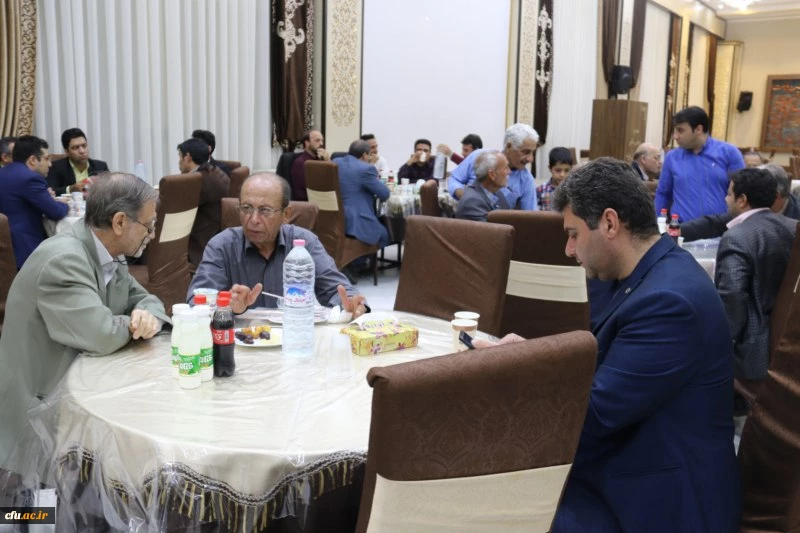 نشست صمیمانه پیشکسوتان، اساتید و کارکنان پردیس های استانی دانشگاه فرهنگیان یزد
 15