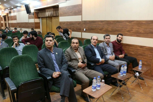 حضور دکتر مسعود رضائی نماینده مردم شیراز در مجلس شورای اسلامی 
در دانشگاه فرهنگیان فارس برای پاسخگویی به مطالبات صنفی دانشجومعلمان
 7