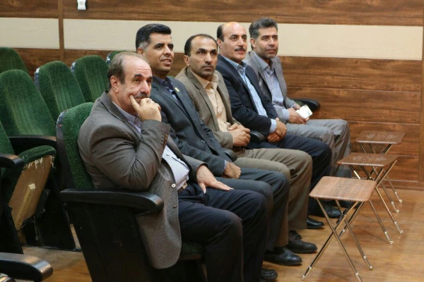 حضور دکتر مسعود رضائی نماینده مردم شیراز در مجلس شورای اسلامی 
در دانشگاه فرهنگیان فارس برای پاسخگویی به مطالبات صنفی دانشجومعلمان
 8