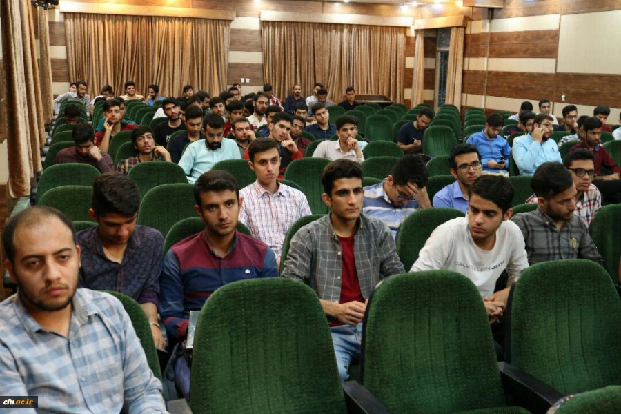 حضور دکتر مسعود رضائی نماینده مردم شیراز در مجلس شورای اسلامی 
در دانشگاه فرهنگیان فارس برای پاسخگویی به مطالبات صنفی دانشجومعلمان
 9