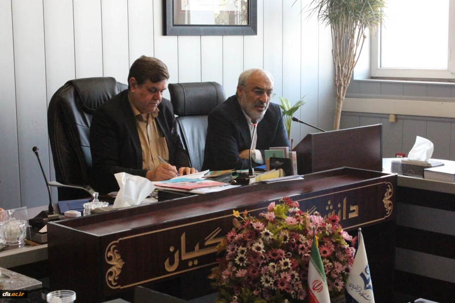 عضو کمیسیون آموزش و تحقیقات مجلس در جلسه هیات رئیسه عنوان کرد:

با حضور  دکتر خنیفر امیدوار به تحول در این دانشگاه هستیم 2