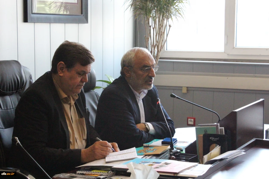 عضو کمیسیون آموزش و تحقیقات مجلس در جلسه هیات رئیسه عنوان کرد:

با حضور  دکتر خنیفر امیدوار به تحول در این دانشگاه هستیم 4