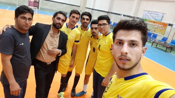 حاصل تلاش دانشجو معلمان پردیس های دانشگاه فرهنگیان خراسان شمالی در رقابت های استانی، کسب سهمیه المپیاد وزارت علوم شد.
 3