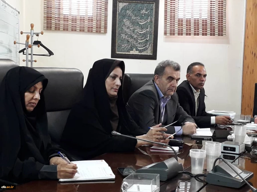 نسشت شورای کارورزی دانشگاه فرهنگیان هرمزگان با حضور مدیر کل آموزش و پرورش استان 4
