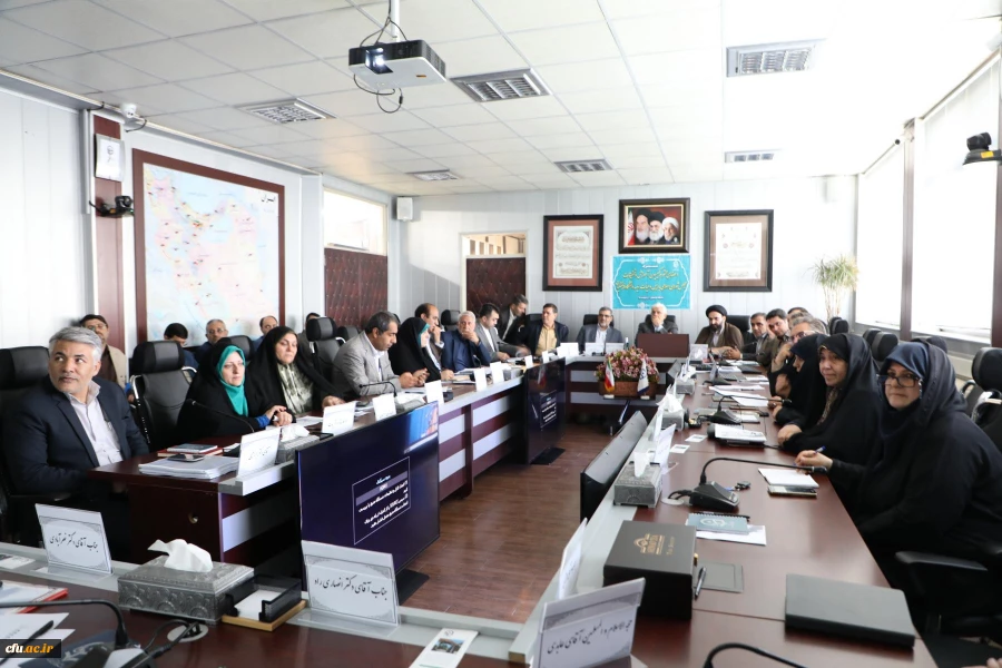 نشست مشترک اعضای کمیسیون آمزش و تحقیقات مجلس شورای اسلامی با هیات رئیسه دانشگاه فرهنگیان 10