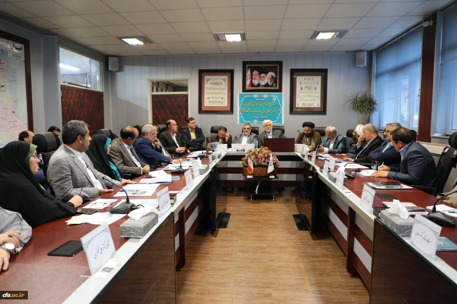 رییس کمیسیون آموزش و تحقیقات مجلس شورای اسلامی:

کار دانشگاه فرهنگیان کاری ارزشمند و سنگین است که حتی با دانشگاه های دیگر که مسئولیت تربیت نیروی انسانی دارند قابل مقایس نیست 2