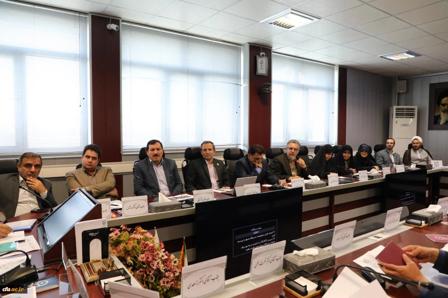 رییس کمیسیون آموزش و تحقیقات مجلس شورای اسلامی:

کار دانشگاه فرهنگیان کاری ارزشمند و سنگین است که حتی با دانشگاه های دیگر که مسئولیت تربیت نیروی انسانی دارند قابل مقایس نیست 3