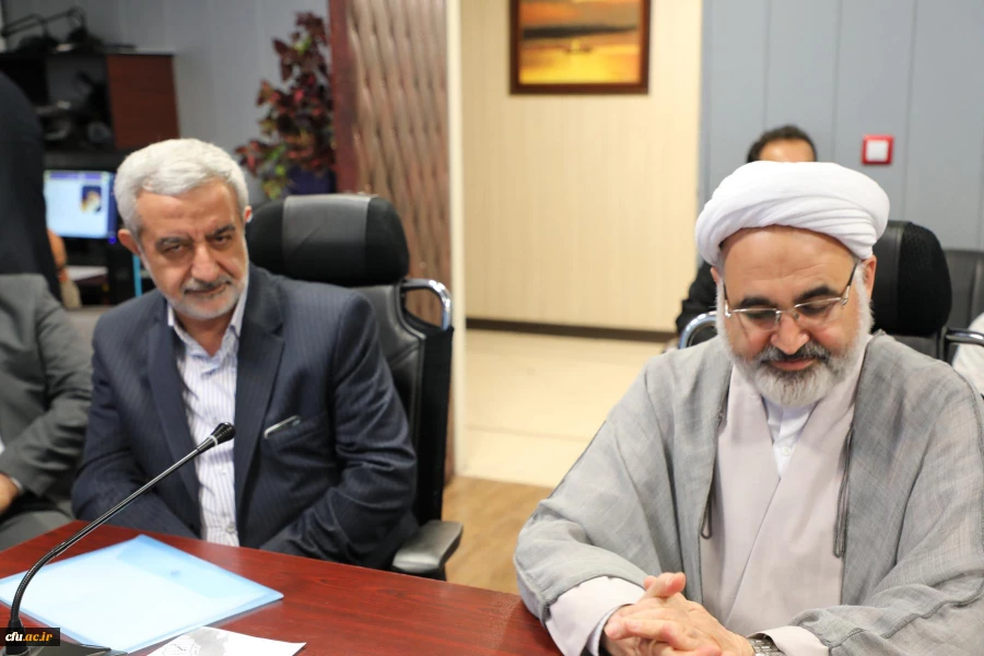 رییس کمیسیون آموزش و تحقیقات مجلس شورای اسلامی:

کار دانشگاه فرهنگیان کاری ارزشمند و سنگین است که حتی با دانشگاه های دیگر که مسئولیت تربیت نیروی انسانی دارند قابل مقایس نیست 7