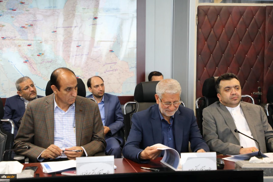 نشست مشترک اعضای کمیسیون آموزش و تحقیقات مجلس شورای اسلامی با هیات رئیسه دانشگاه فرهنگیان 7