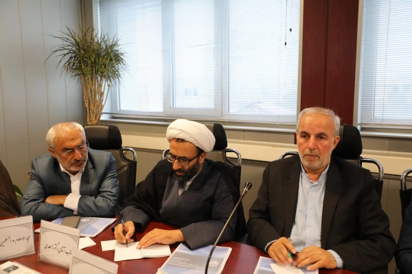 نشست مشترک اعضای کمیسیون آموزش و تحقیقات مجلس شورای اسلامی با هیات رئیسه دانشگاه فرهنگیان 13