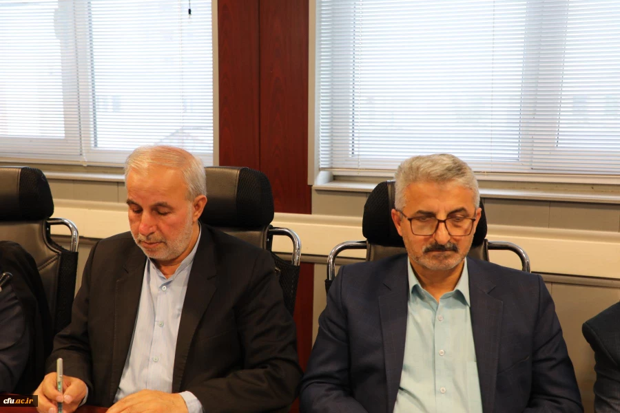 نشست مشترک اعضای کمیسیون آموزش و تحقیقات مجلس شورای اسلامی با هیات رئیسه دانشگاه فرهنگیان 4