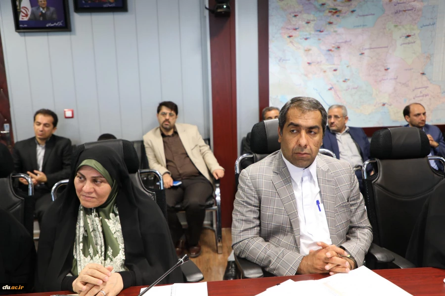 نشست مشترک اعضای کمیسیون آموزش و تحقیقات مجلس شورای اسلامی با هیات رئیسه دانشگاه فرهنگیان 8