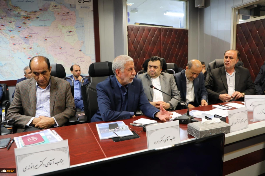 نشست مشترک اعضای کمیسیون آموزش و تحقیقات مجلس شورای اسلامی با هیات رئیسه دانشگاه فرهنگیان 14