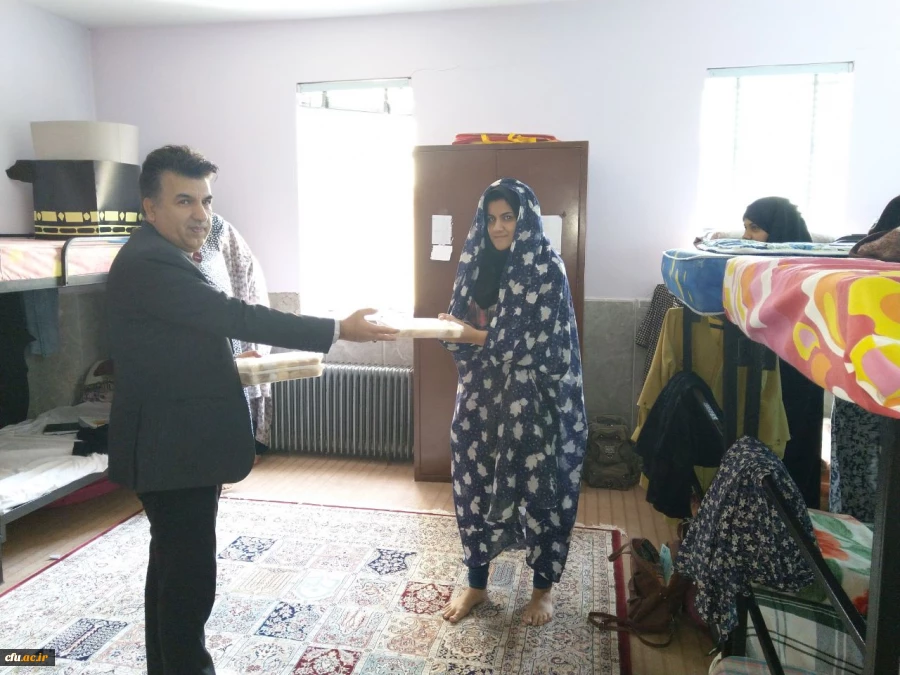 همزمان با میلاد کریم اهل بیت امام حسن مجتبی (ع) صورت گرفت:

بازدید از سراهای دانشجویی پردیس های استان یزد
 9