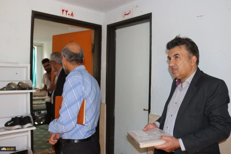 همزمان با میلاد کریم اهل بیت امام حسن مجتبی (ع) صورت گرفت:

بازدید از سراهای دانشجویی پردیس های استان یزد
 13