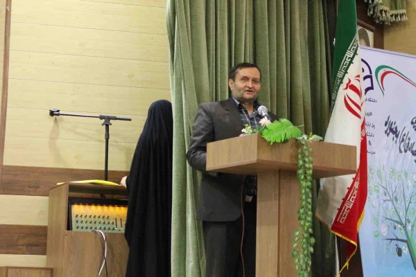 برگزاری همایش کارورزی در پردیس امام جعفر صادق(ع) با همت دانشجو معلمان
 7