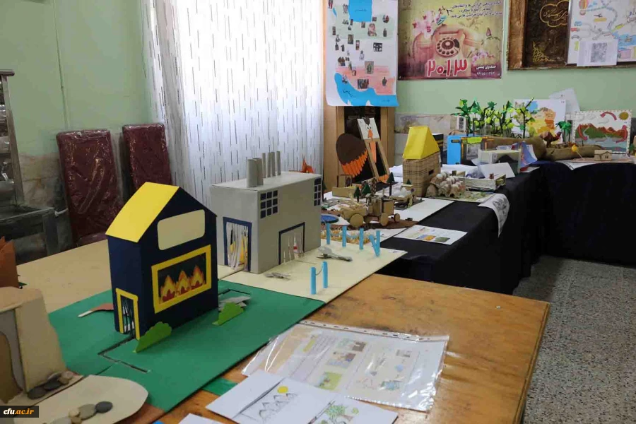 برگزاری همایش کارورزی در پردیس امام جعفر صادق(ع) با همت دانشجو معلمان
 11