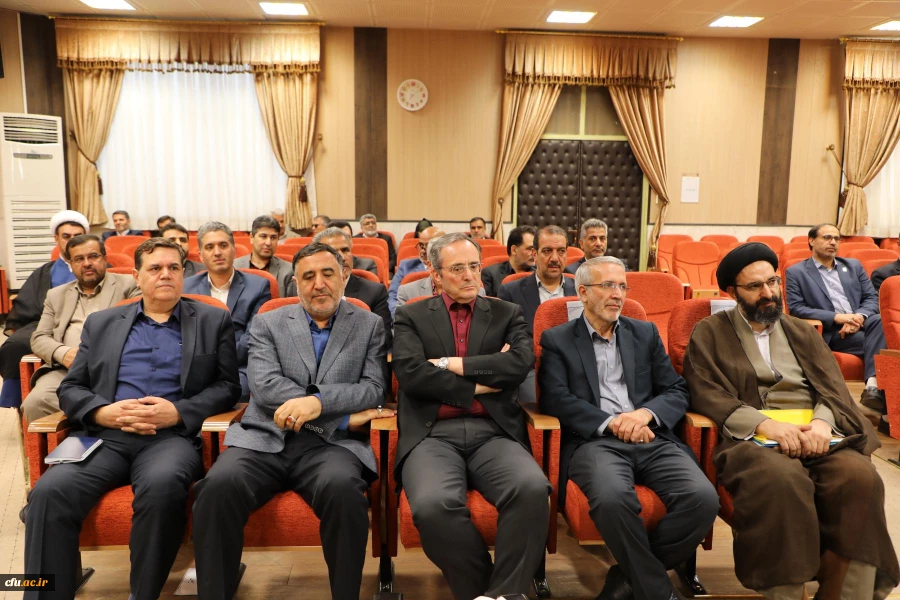 نشست صمیمی هم اندیشی و تبادل نظر پیرامون تربیت معلم با حضور هیات رئیسه دانشگاه فرهنگیان وروسای پیشین دانشگاه برگزار شد 7