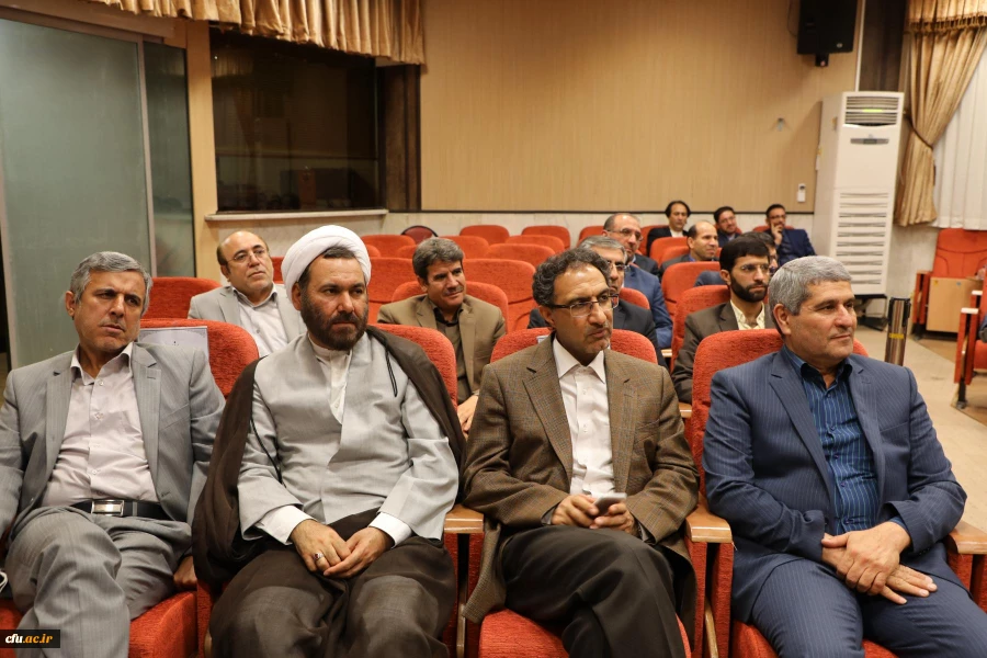 نشست صمیمی هم اندیشی و تبادل نظر پیرامون تربیت معلم با حضور هیات رئیسه دانشگاه فرهنگیان وروسای پیشین دانشگاه برگزار شد 19