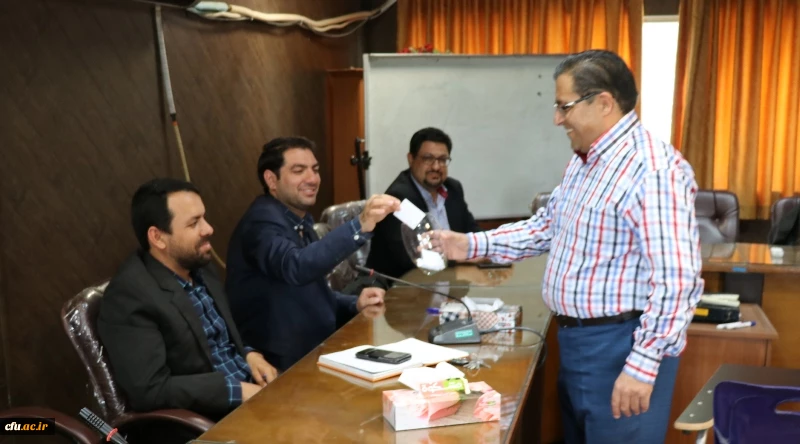 انتخاب نماینده اعضای هیأت علمی در جلسه شورای اساتید دانشگاه فرهنگیان استان کرمان