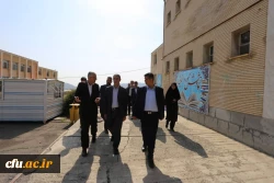 بازدید استاندار و هیئت همراه از پردیس زینب کبری (س)استان مرکزی 2