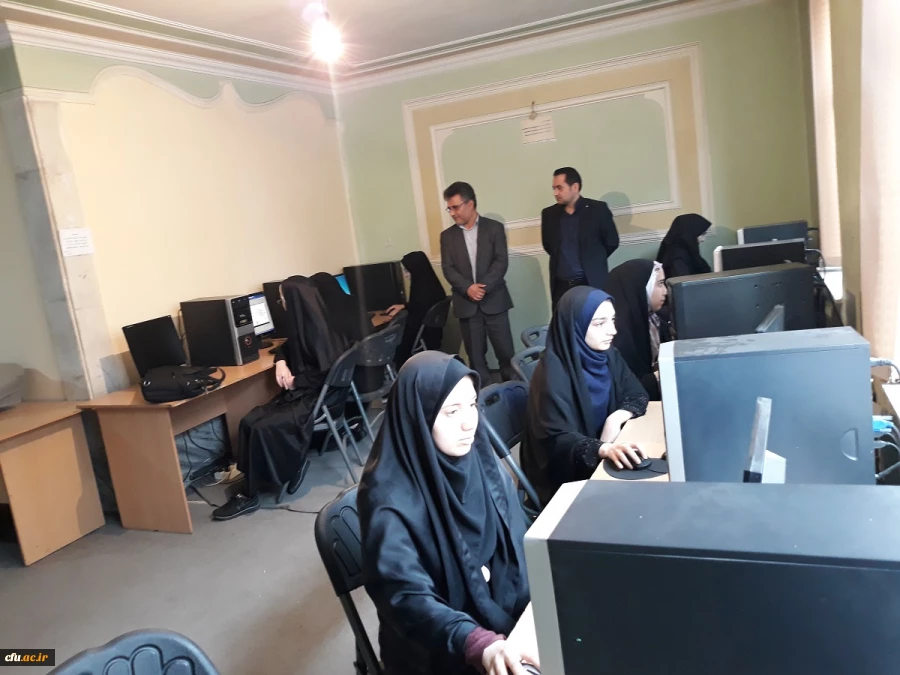 بازدید اعضای کمیته آموزش الکترونیکی و تولید محتوای دانشگاه فرهنگیان استان از روند برگزاری دوره مهارتهای هفتگانه ICDL 3
