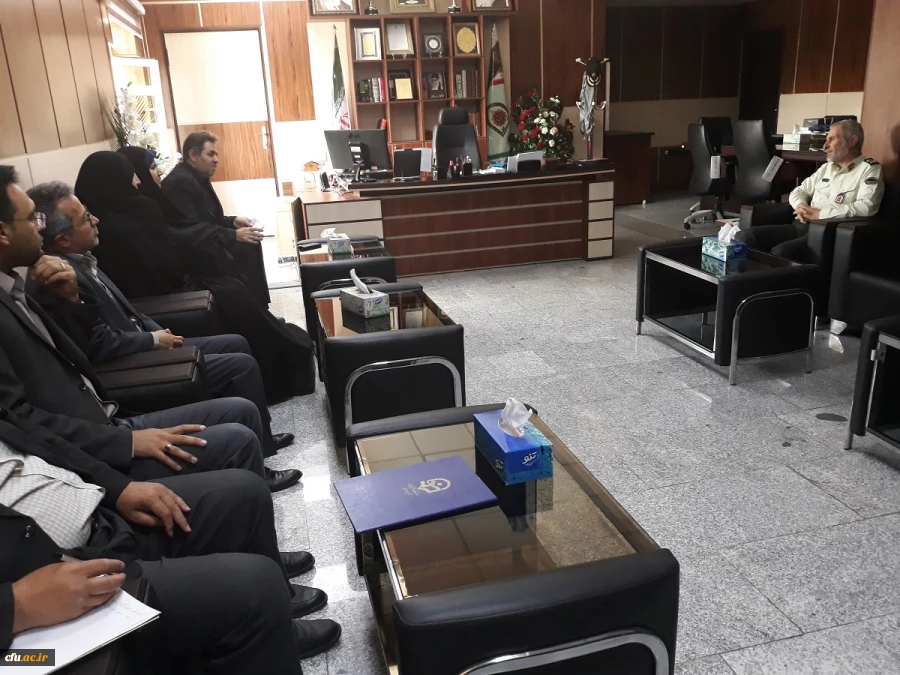 در راستای همکاریهای بین سازمانی و با حضور سرپرست دانشگاه فرهنگیان و فرمانده انتظامی استان آذربایجان غربی:

تفاهمنامه همکاریهای دوجانبه دانشگاه فرهنگیان استان آذربایجان غربی و فرماندهی انتظامی استان آذربایجان غربی مبادله گردید. 2