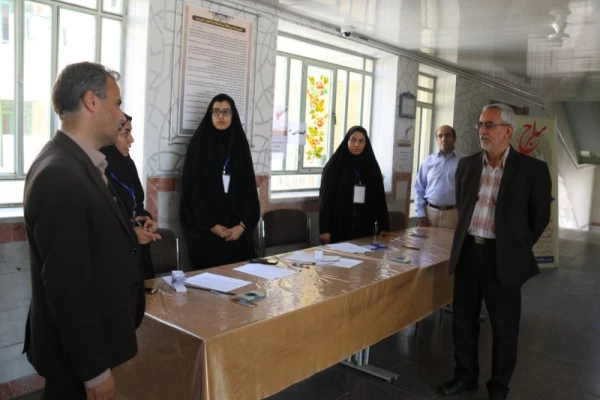 برگزاری دور دوم انتخابات شورای صنفی دانشجومعلمان در دانشگاه فرهنگیان استان یزد
 6