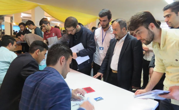 انتخابات شورای صنفی دانشجومعلمان دانشگاه فرهنگیان آذربایجان شرقی