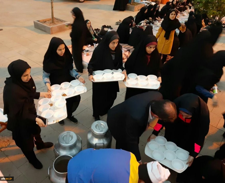 ضیافت افطار دانشجومعلمان پردیس فاطمه الزهرا(س)  تبریز