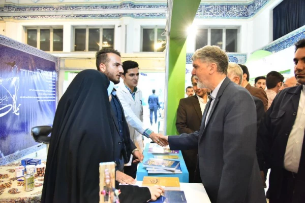 در گفت و گوی اختصاصی بخش دانشگاهی با وزیر ارشاد مطرح شد:

سهم بسیار دانشگاه فرهنگیان در تشویق دانشگاه ها و آوردن ایده های شایسته به نمایشگاه قرآن 3