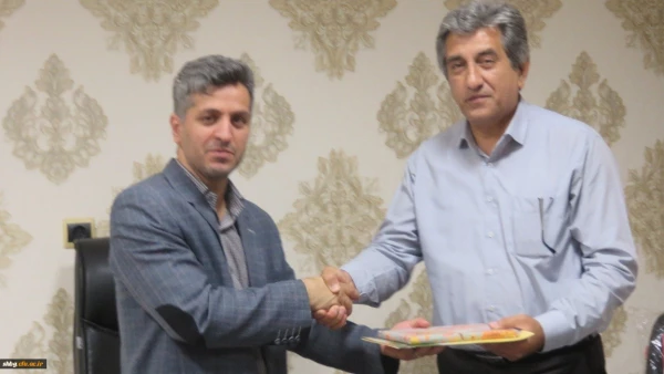 مراسم غبار روبی مزار شهدای گمنام در راستای گرامیداشت روز مقاومت و پیروزی و حماسه فتح خرمشهر واحد دانشگاهی شهید بهشتی گنبد برگزار شد   7