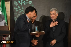 غرفه دانشگاه فرهنگیان به عنوان برگزیده بخش دانشگاهیان معرفی شد 2