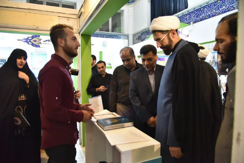 حجت الاسلام و المسلمین رستمی در گفتگو با بخش دانشگاهی بیست و هفتمین نمایشگاه بین المللی قرآن کریم:

بخش دانشگاهی نمایشگاه قرآن، نمایش فضای آرمانی از یک دانشجوی مومن 4