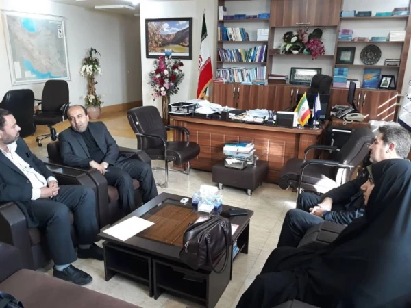 در راستای تحقق مصوبات هیئت امنای استانی:

جلسه مشترک سرپرست دانشگاه فرهنگیان استان آذربایجان غربی و رئیس سازمان مدیریت و برنامه ریزی برگزار شد
 3