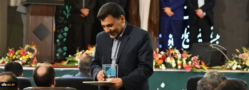 افتخارغرفه برتربخش دانشگاهی نمایشگاه بین المللی قرآن به دانشگاه فرهنگیان رسید 2