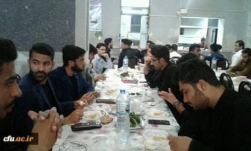 اعضای شورای مدیران دانشگاه فرهنگیان استان سیستان وبلوچستان افطارخود را همراه با دانشجویان پردیس شهید مطهری صرف نمودند.