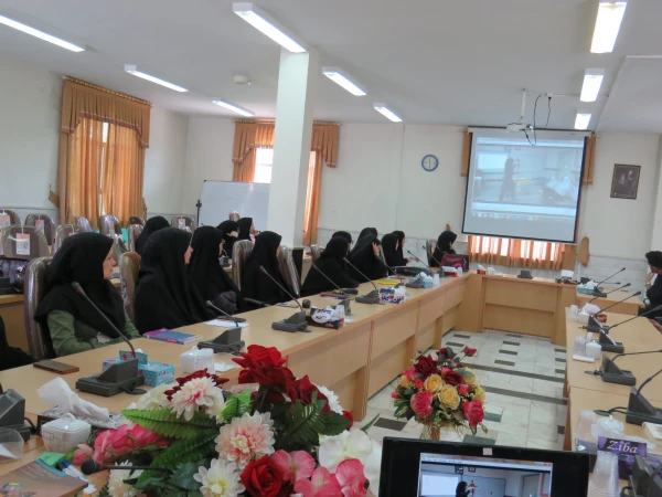 اختتامیه مسابقه تدریس فکورانه دردانشگاه فرهنگیان استان مرکزی برگزار شد. 4