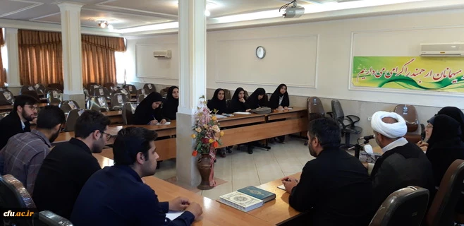 دیدار سرپرست امور پردیس های استان قزوین با مسئولین تشکل های دانشجویی درخصوص تبیین بیانیه گام دوم انقلاب اسلامی 7