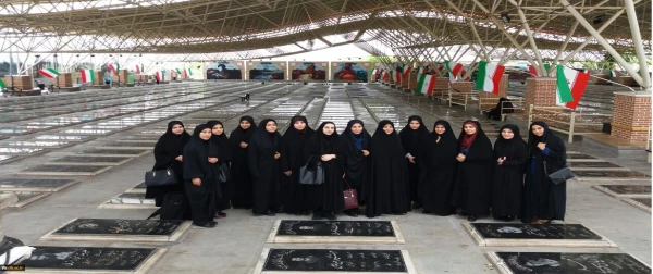 حضور دانشجومعلمان دانشگاه فرهنگیان آذربایجان شرقی در مزار شهدا