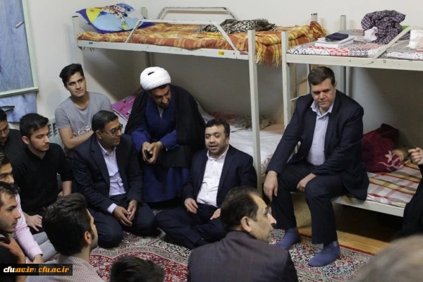 همزمان با ماه مبارک رمضان، ماه نشستن بر سر سفره ایمان و اخلاص انجام شد:

حضور و نشست صمیمی رئیس و هیات رئیسه دانشگاه فرهنگیان و قائم مقام وزیر آموزش و پرورش در پردیس شهید چمران 2