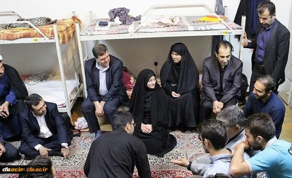 همزمان با ماه مبارک رمضان، ماه نشستن بر سر سفره ایمان و اخلاص انجام شد:

حضور و نشست صمیمی رئیس و هیات رئیسه دانشگاه فرهنگیان و قائم مقام وزیر آموزش و پرورش در پردیس شهید چمران 2