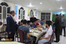 حضور دکتر صفرزاده سرپرست دانشگاه فرهنگیان استان و سرپرست های پردیس ها و جمعی از کارکنان در افطاری با دانشجویان 5
