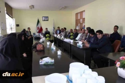 برگزاری کارگاه آموزشی سند تحول و آشنایی با عقاید و گروه های انحرافی و راه های مقاله با آن ویژه کارکنان و اعضاء هیات علمی در پردیس امام جعفر صادق(ع) 3