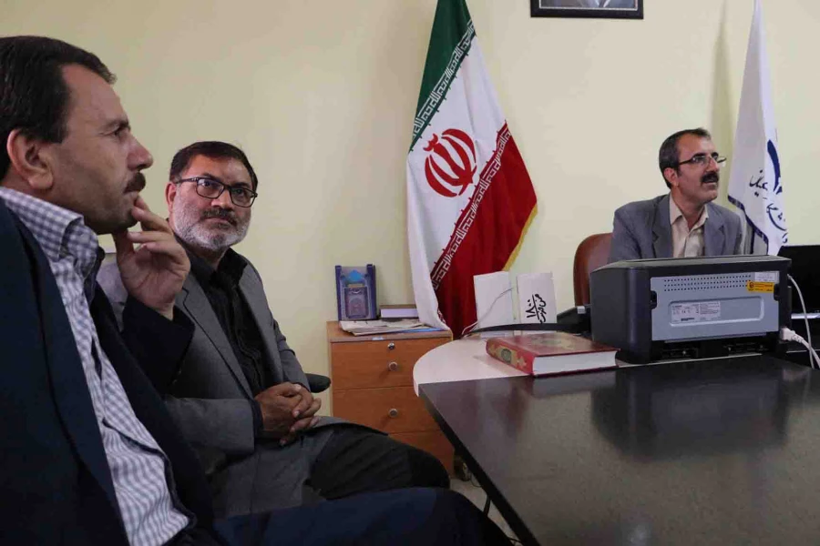 برگزاری کارگاه آموزشی سند تحول و آشنایی با عقاید و گروه های انحرافی و راه های مقاله با آن ویژه کارکنان و اعضاء هیات علمی در پردیس امام جعفر صادق(ع) 5