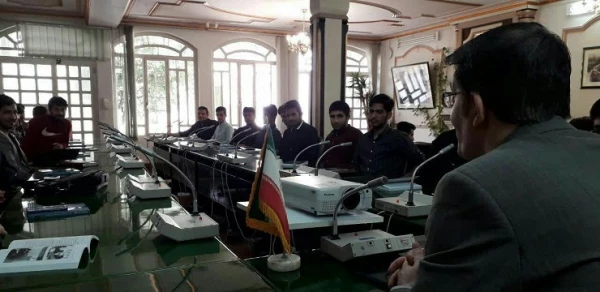 بازدید دانشجو معلمان دانشگاه فرهنگیان از پژوهشکده تعلیم و تربیت آموزش و پرورش لرستان